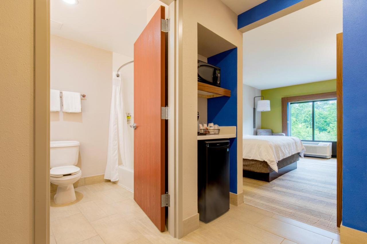 Holiday Inn Express Johnson City By Ihg Exteriör bild